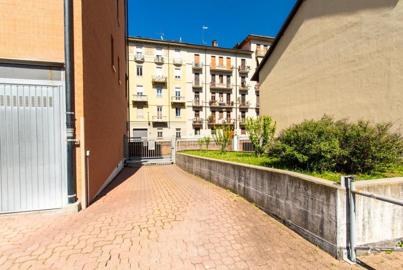 Come Casa Like Home Apartment With Parking Turyn Zewnętrze zdjęcie